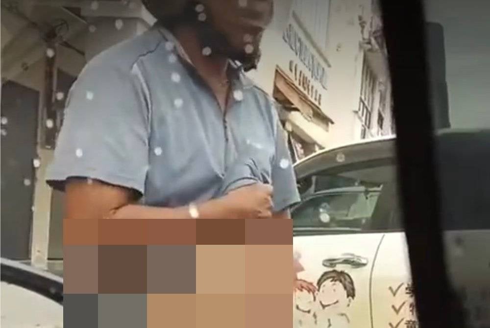 A screenshot from a video of the incident.