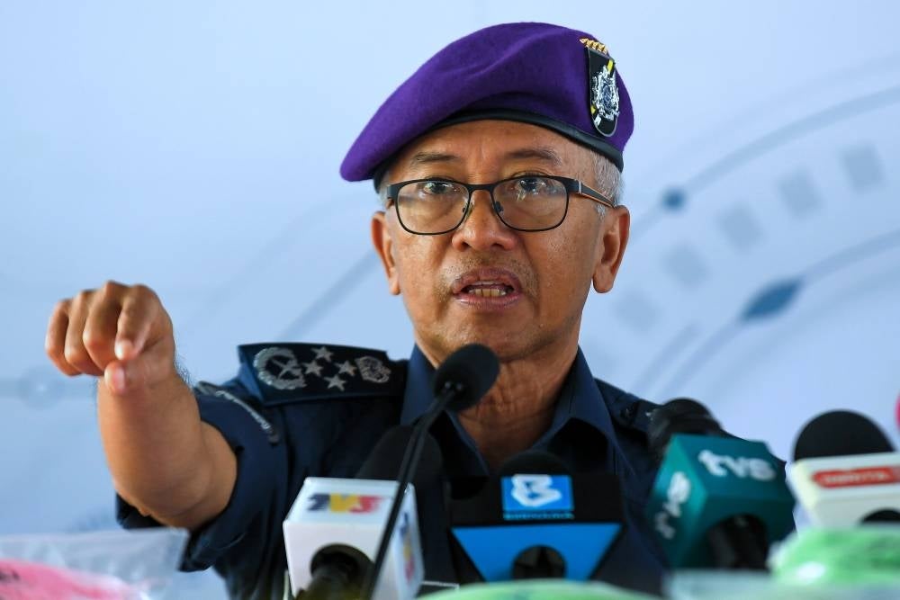 Customs director-general Datuk Zazuli Johan. - BERNAMA PIX