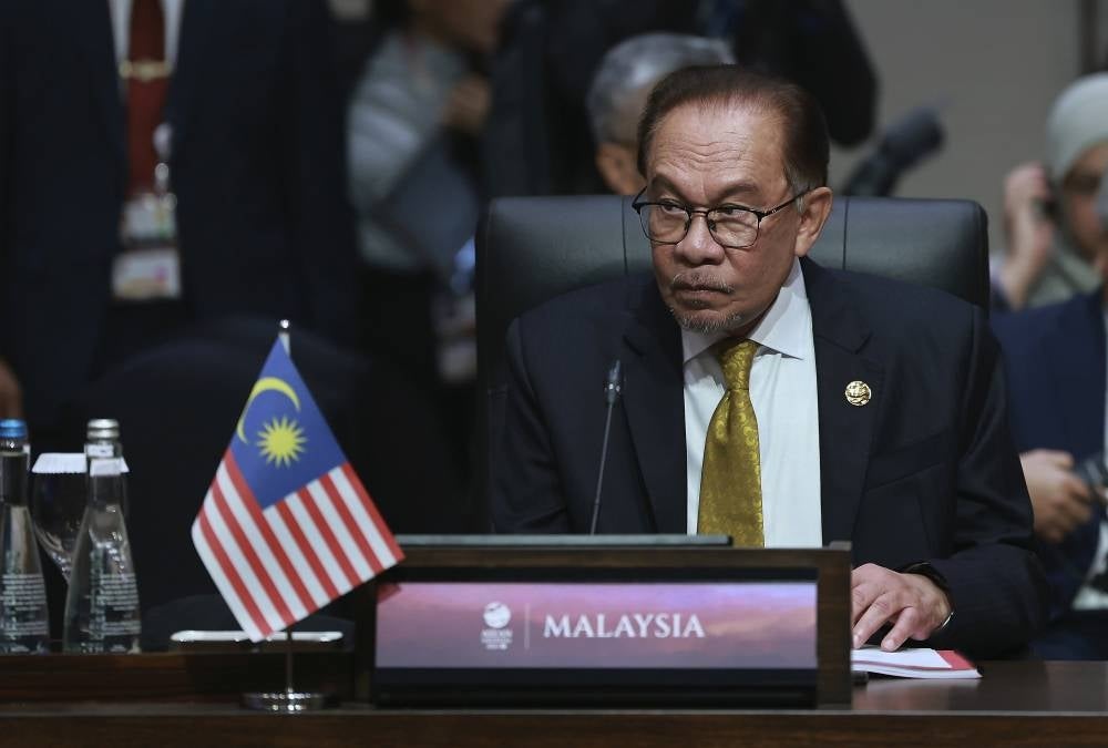 Anwar at the 11th Asean-US Summit in Jakarta, today. Photo by Bernama