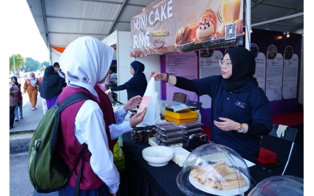 SACC Convec Sdn Bhd booth at Karnival Pendidikan Sinar Bestari.