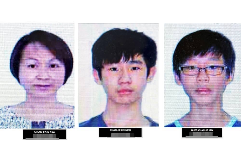 
Picture from left: Chan Paik Kim, Chan Jie Kenneth, Jared Chan Jie Yew