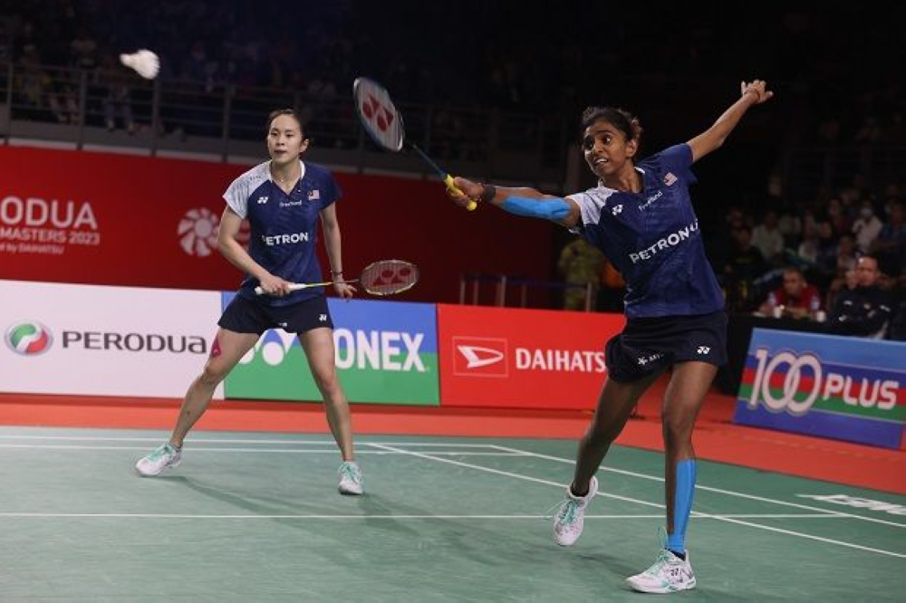 M. Thinaah (right) and Pearly Tan reached their second final this year at the Hong Kong Open