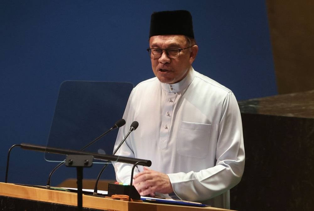 Quran burnings that have taken place in several countries are nothing but clear Islamophobic acts intended to incite hatred, Malaysian Prime Minister Datuk Seri Anwar Ibrahim said - FILE PIX 