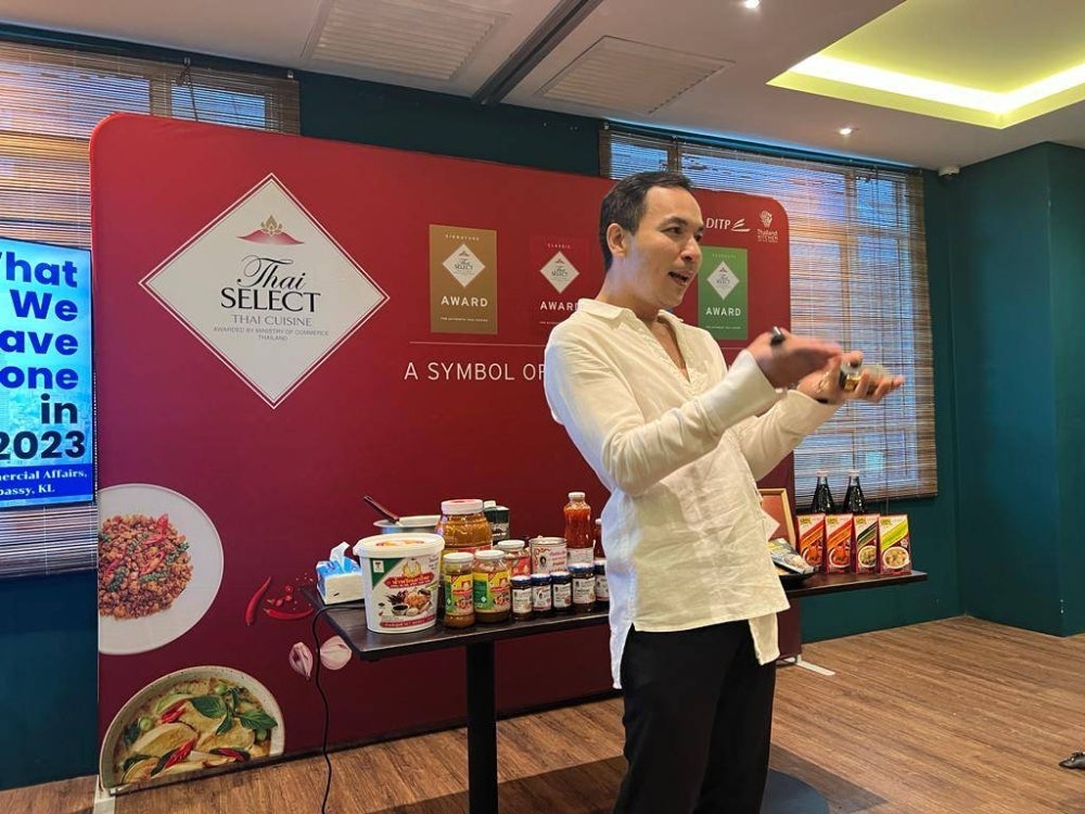 DITP director Worawan Wanwil at the press briefing of Thai Select restaurants - PIC by ILM