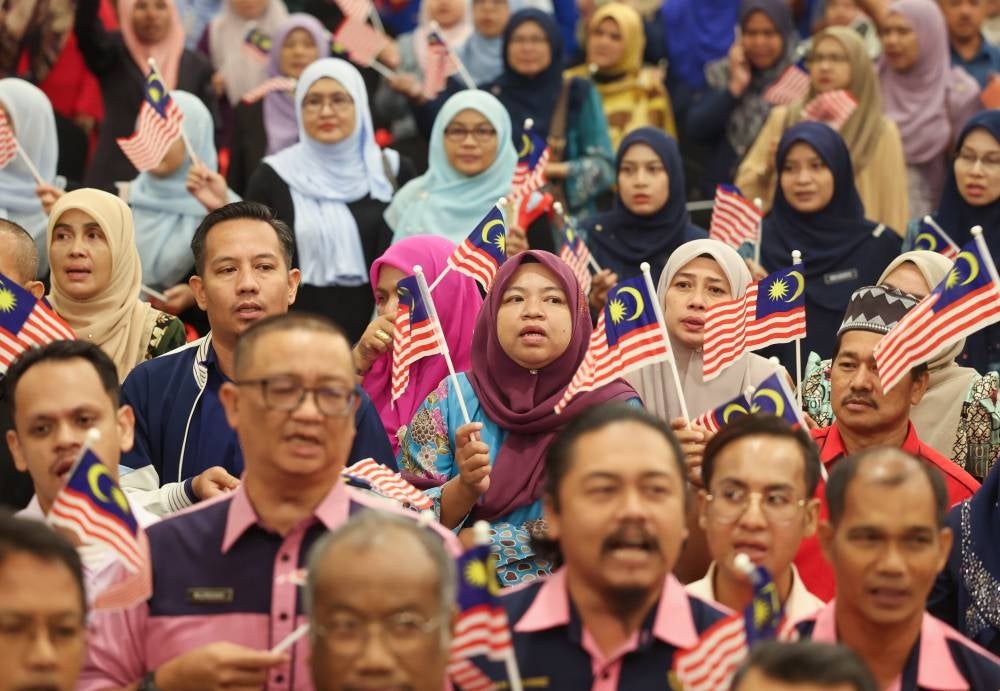 Cuepacs president Datuk Adnan Mat said any proposal to eliminate or cancel the retirement benefits enjoyed by civil servants in the future was an absurd proposal. - Photo by Bernama