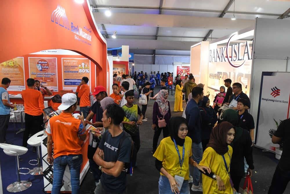 About 5,000 participants from Penang and neigbouring states such as Kedah, took part in Permodalan Nasional Bhd's (PNB) MSAM Aliff Walk, held in conjunction with Minggu Saham Amanah Malaysia (MSAM) 2023 here today. - BERNAMA