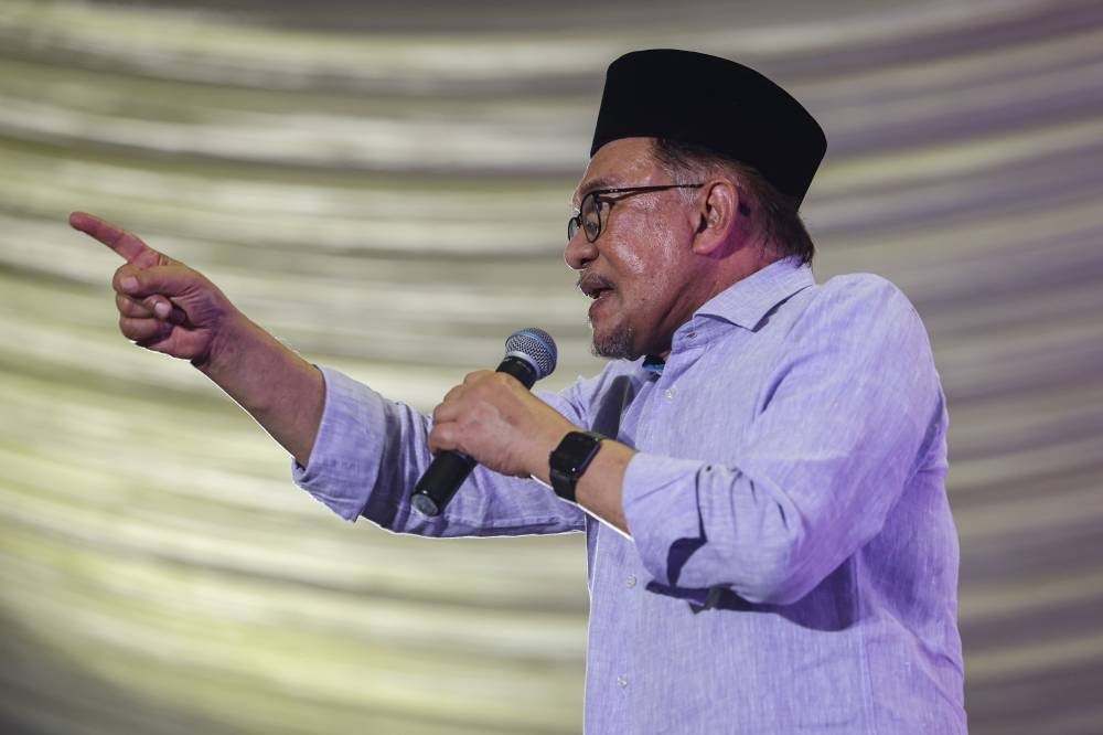 Anwar also expressed confidence that BN will be able to defend the Pelangai state seat. - Photo by Bernama