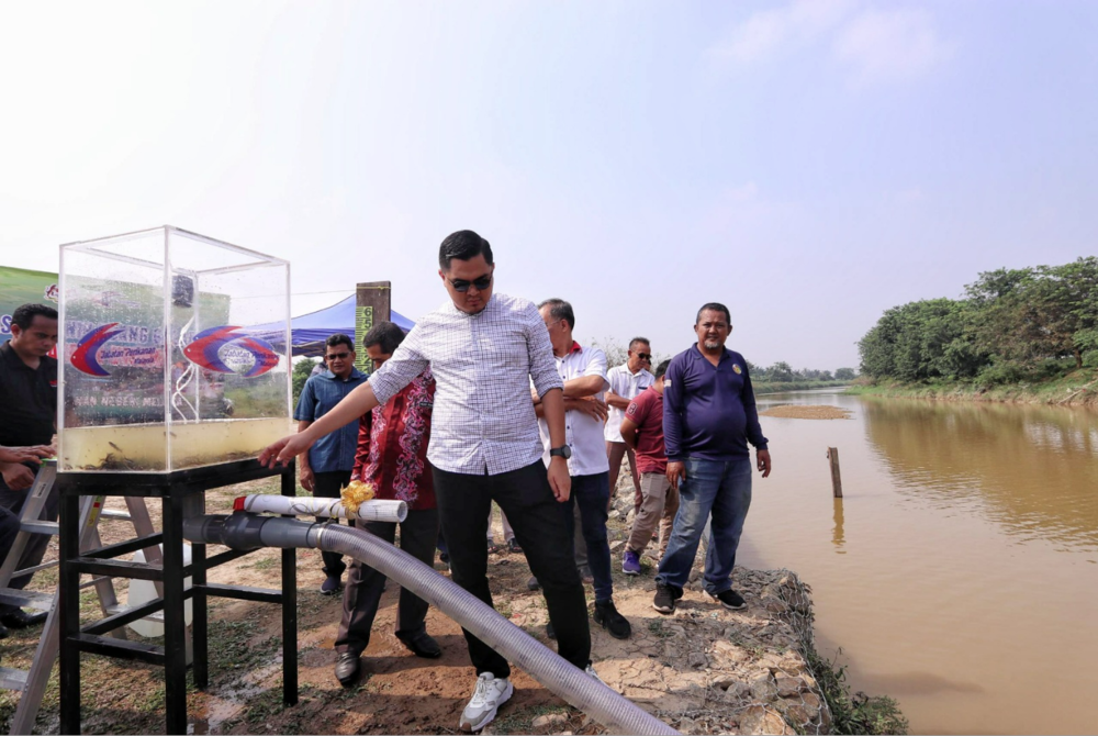 Umno Youth chief Dr Muhamad Akmal Saleh 