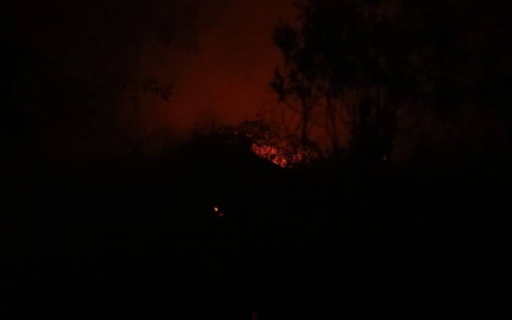 Jokowi said the temperature in his country is now hotter than normal so the dry season lasts long and has the potential to increase and expand hotspots in several regions. - FILE PIX