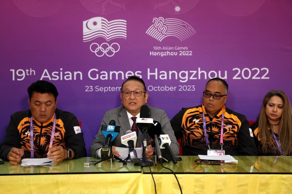 Malaysian Contingent (CDM) to the Hangzhou 2022 Asian Games head Datuk Chong Kim Fatt during a press conference on the overall performance of the country’s contingent at the Hangzhou 2022 Asian Games on Sunday. BERNAMA PIX