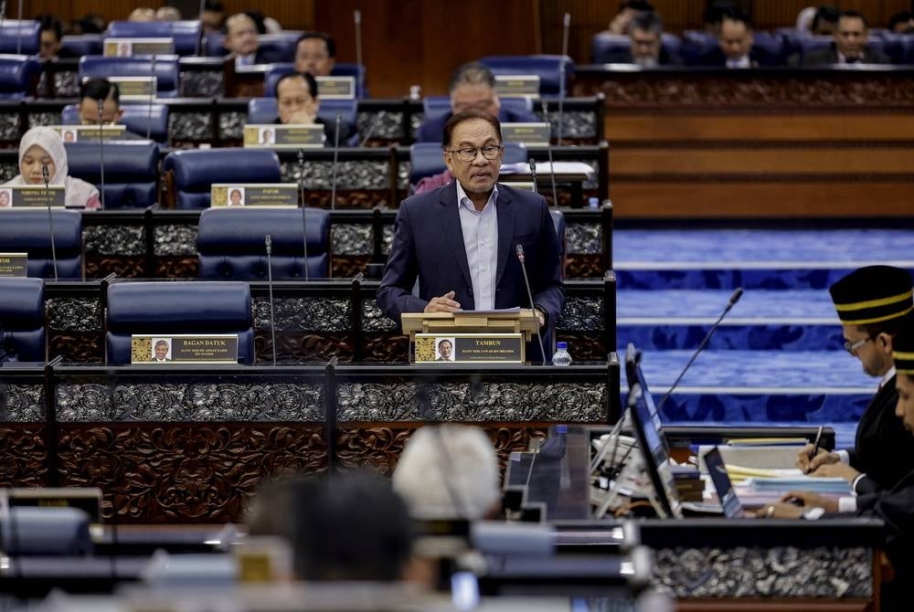 Prime Minister Datuk Seri Anwar Ibrahim said Malaysia will take immediate steps to enhance the ease of doing business in the country by expediting approval for projects. - BERNAMA