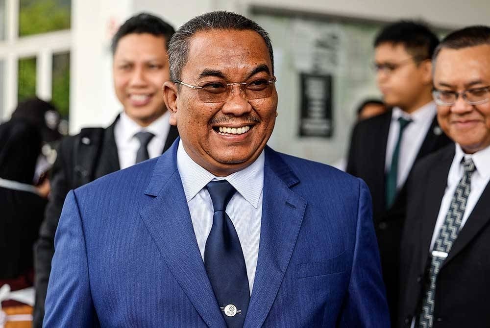 Pahang police have recorded a statement from Kedah Menteri Besar Datuk Seri Muhammad Sanusi Md Noo - FILE PIX 