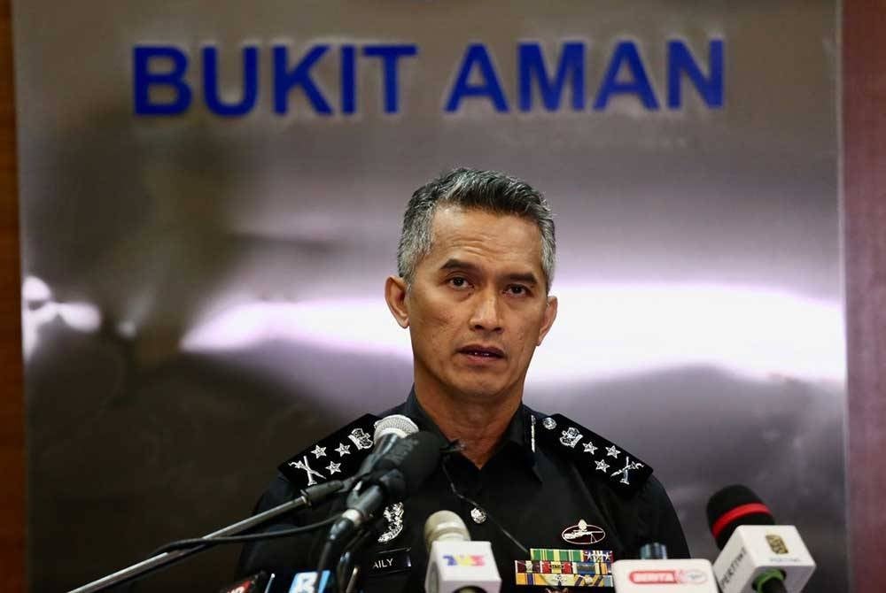Bukit Aman CID director Datuk Seri Mohd Shuhaily Mohd Zain - FILE PIX 