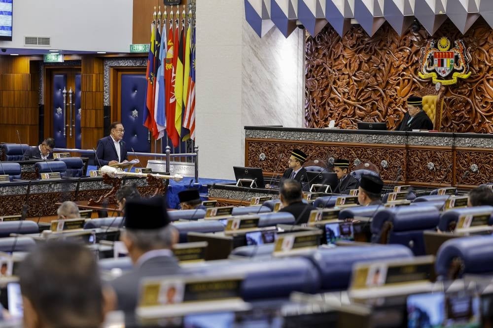 The Dewan Negara will discuss, among others, measures taken by Malaysia to help victims in Gaza, Palestine, following Israel's action in blocking access to basic necessities such as electricity, food, water and gas. - Photo by Bernama