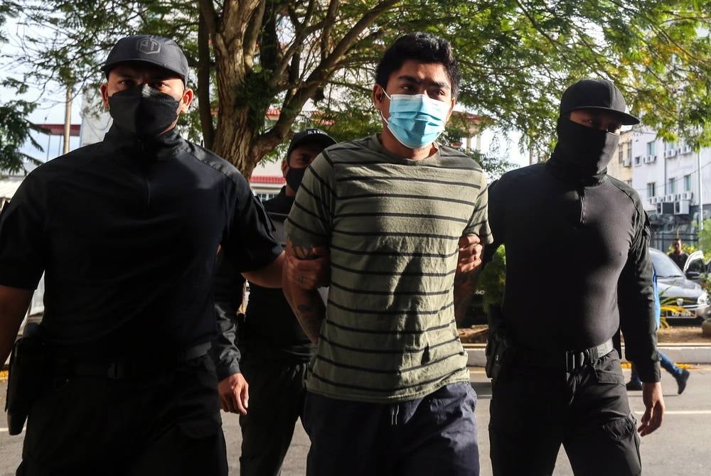 A factory worker claimed trial at the Magistrate's Court here today on two charges of possessing an improvised explosive device (IED) and an imitation pistol without valid permit. - BERNAMA
