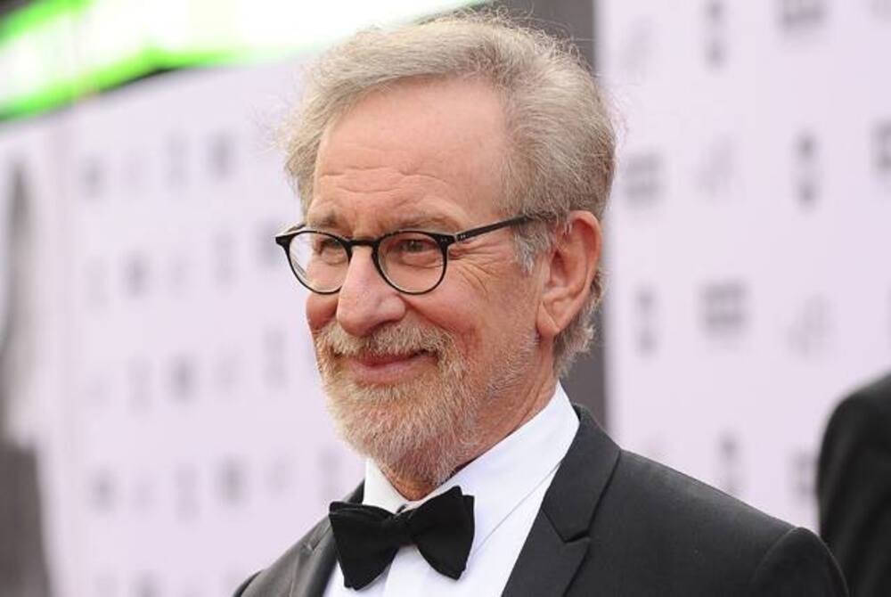 "Life on Our Planet," the new natural history series from Netflix and Steven Spielberg, sets out to tell the entire, dramatic story of life on Earth in a serialised, "binge watch" format. - Facebook