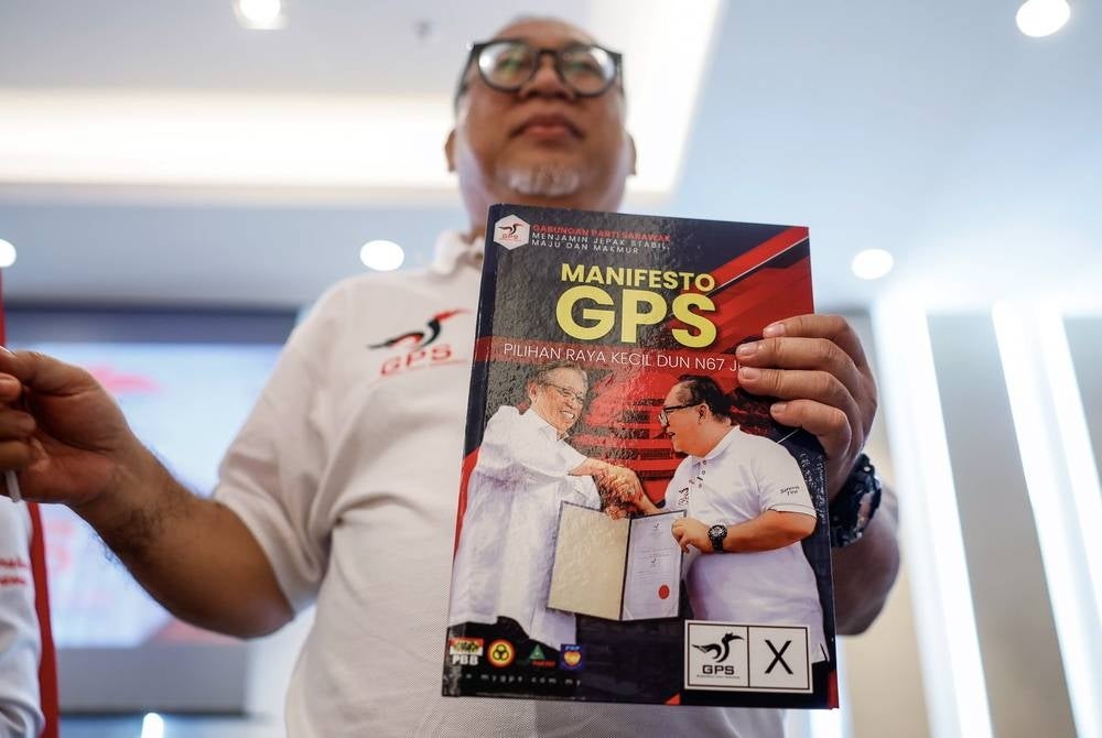 Gabungan Parti Sarawak (GPS) today launched its manifesto for the Jepak state by-election, which contains infrastructure and socioeconomic development offers for the local population. - BERNAMA