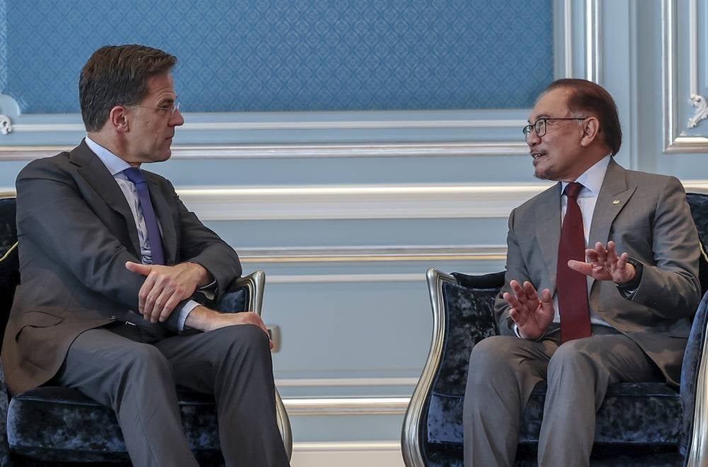 Anwar (right) with Rutte during a meeting at Seri Perdana on Wednesday.