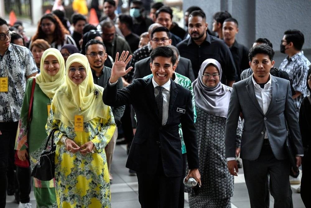 The dismal and dreary outlook on Muda’s fate said senior fellow of the National Professor Council, Datuk Dr Jeniri Amir was due to the party’s seemingly absolute reliance on Syed Saddiq’s persona to carry it since its formation in September 2020. - FILE PIX 