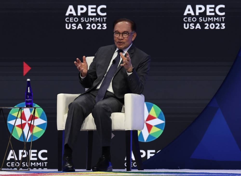 Anwar during the 30th Apec CEO Summit titled "The Global Economy and State of the World" on Wednesday