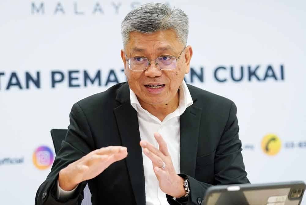 IRB Tax Compliance Department director Abang Ehsan Abang Abu Bakar said monitoring was done daily through all social media and e-commerce platforms. - Photo by ROSLI TALIB