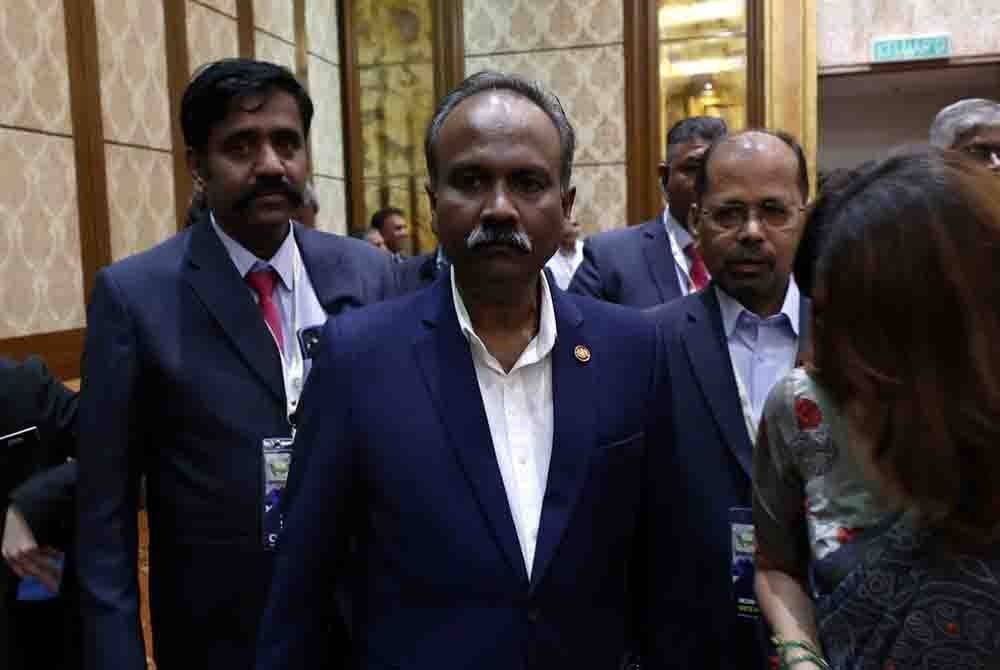 Sivakumar among the minister dropped in the newly announced cabinet reshuffle. Bernama FILE PIX