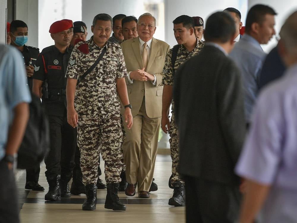  G25 questions rationale behind Najib's pardon - FILE PIX