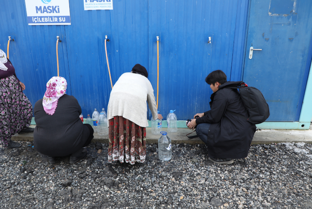 Residents of the container cities do have access to basic needs like water. 