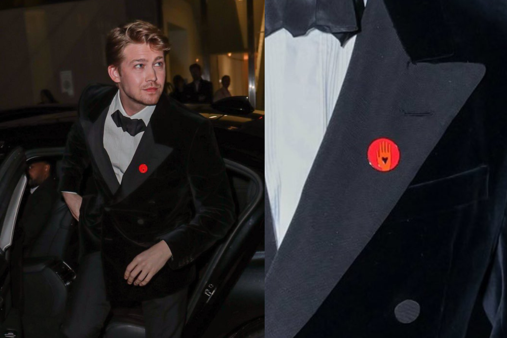 Joe Alwyn wore a peace lily pin that represents artists who support ceasefire in Gaza at the Dunhill & BSBP pre-BAFTA party. (Foreign wires)