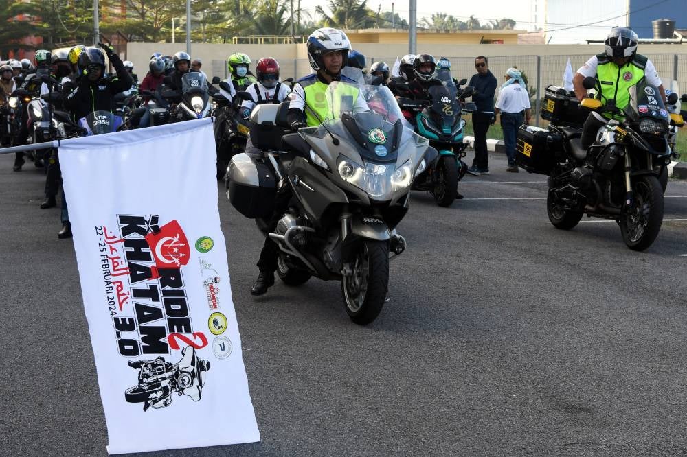 A convoy of 40 motorcycles and eight cars will travel for four days until Feb 25, covering over 800 kilometres. - Photo by Bernama
