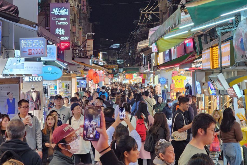 Shilin night market - Photo by Shah Shamshiri