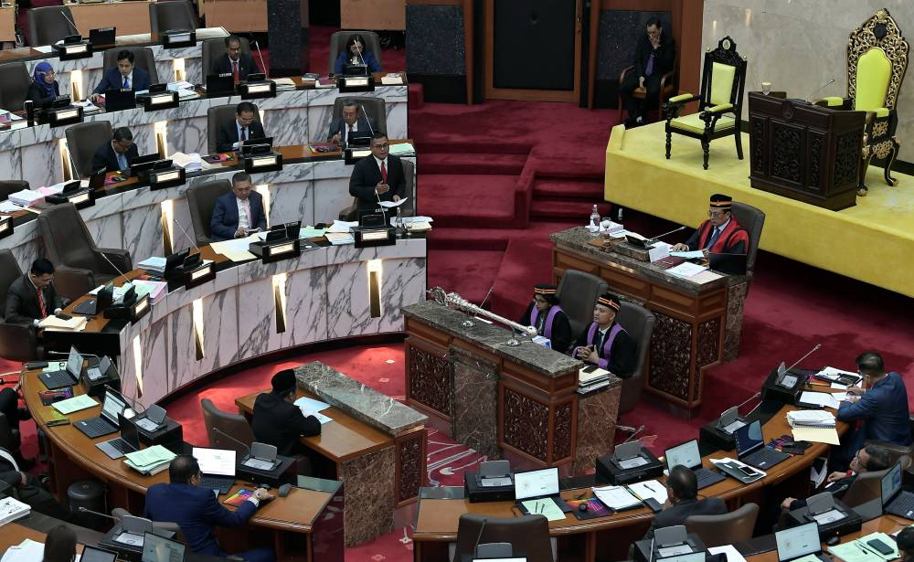 Rashid, who also served as the former Selangor Bersatu chief, publicly announced his backing for Amirudin's leadership. - Photo by Bernama