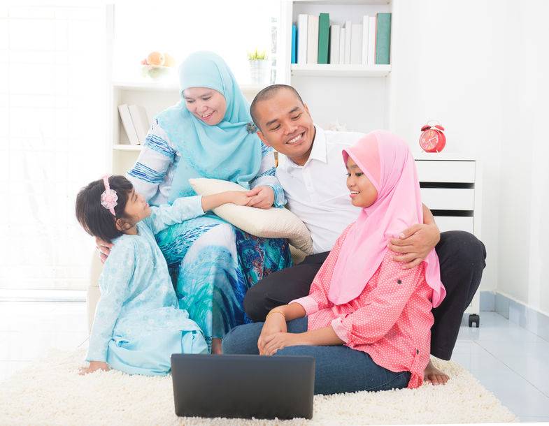 马来西亚位列世界第五幸福国家：专家称赞其强大的社会凝聚力和家庭价值观
