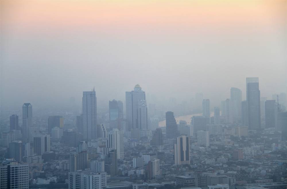 Thailand must do more to tackle air pollution following more than 10 million people required treatment for pollution-related health problems in 2023. Photo - 123RF