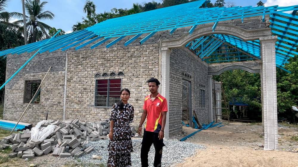 Using the @Jungle Girl account, Nur Rafidah Man is now making a decent living, with nearly 60,000 followers on TikTok.