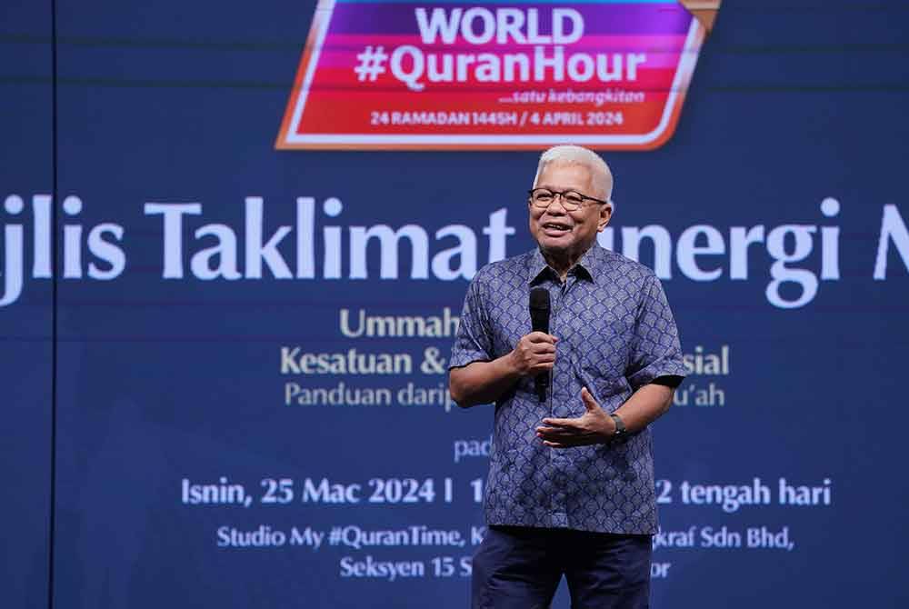 Hussamuddin speaking at the World #QuranHour 1445H/2024 Media Synergy Briefing at My #QuranTime Studio, Karangkraf Group on Monday.- Photo by MOHD HALIM ABDUL WAHID