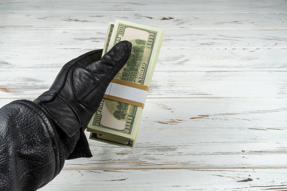 Investigators probing the theft of as much as 30 million US dollars from a money storage facility in Los Angeles. Photo for illustrative purposes only - 123RF