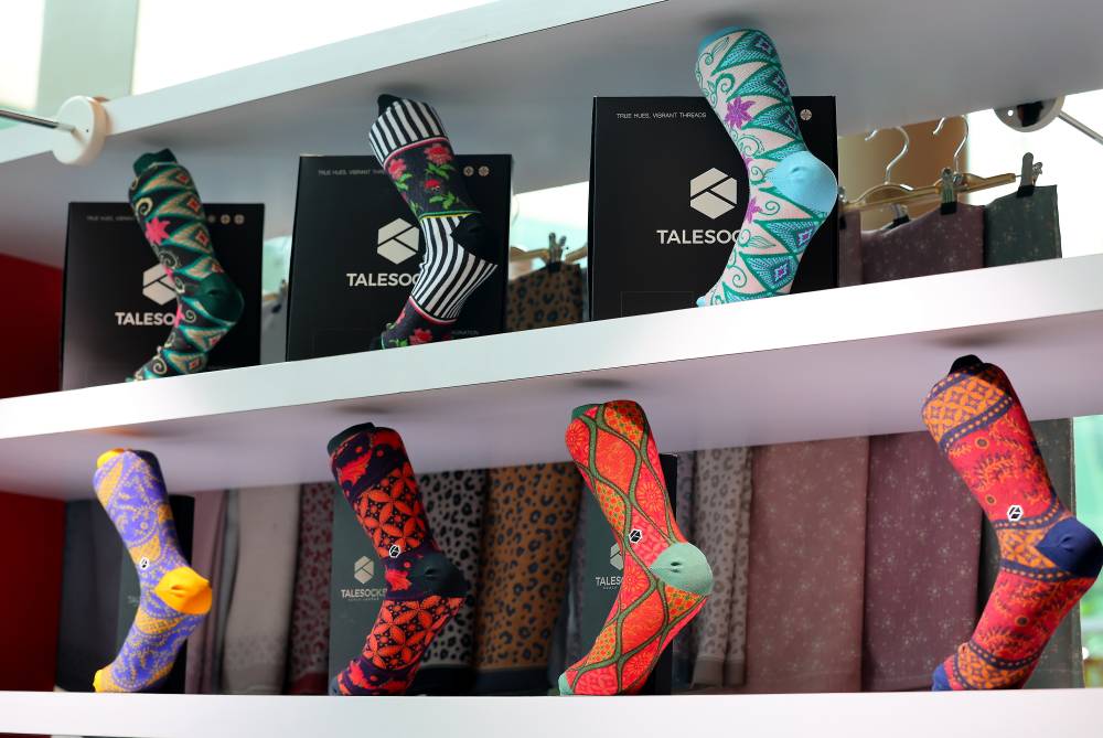 Talesocks: The Malaysian batik socks taking the world by step - Sinar Daily