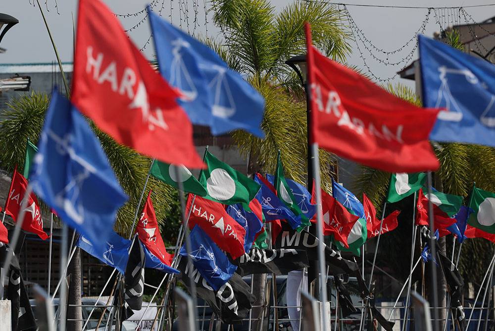 When it comes to Malaysia's voting procedures, the junction of race, religion, and royal influence provides a multidimensional challenge to the country's political and social stability. - Photo for illustration purpose only. FILE PIX