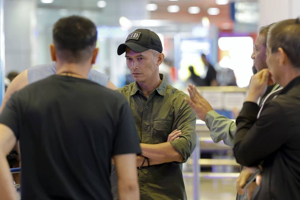 Shuhaily (centre). Bernama FILE PIX