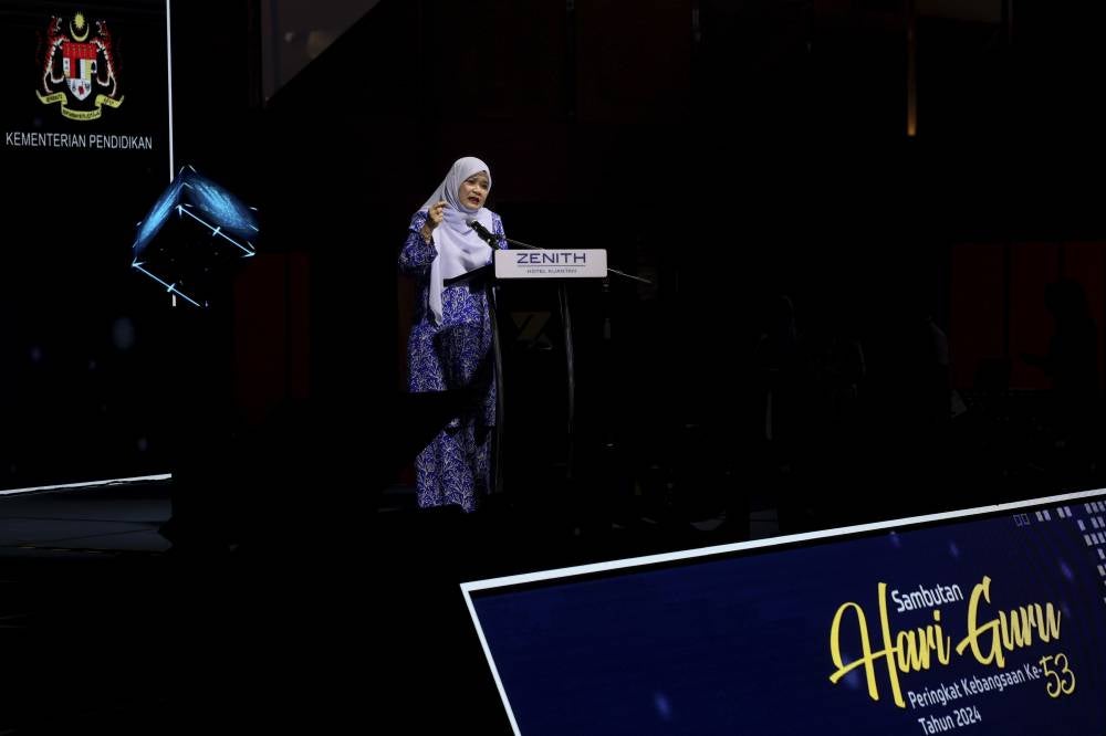 Education Minister Fadhlina Sidek delivering her speech at the 2024 National Teachers' Day celebration themed Guru Jauhari Digital, Aspirasi Negara Madani, today. - Photo by Bernama