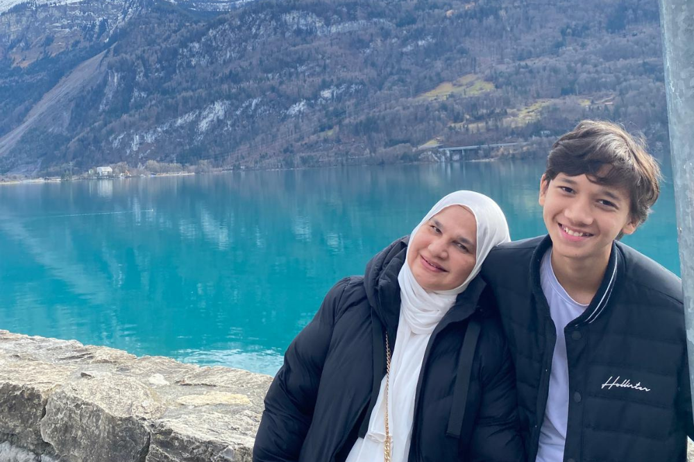 (right) Abdul Qahhar.