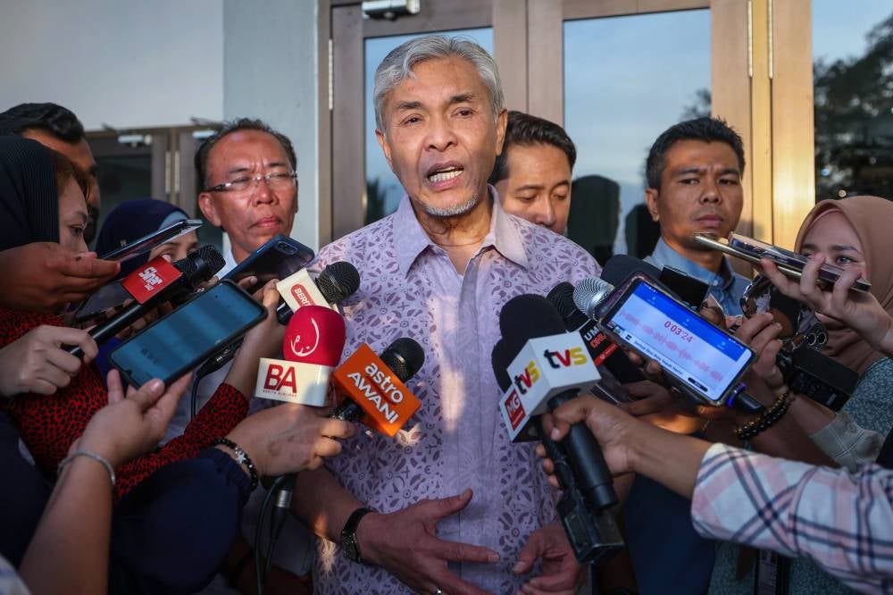 Zahid spoke to reporters after attending a state-level pre-Tahfiz programme at Perda-Tech in Nibong Tebal today. - Photo by Bernama
