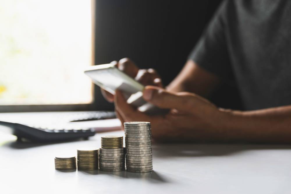 As Malaysia grapples with rising inflation, the cost of living has become a significant dilemma for fresh graduates, weaving a complex web of financial challenges that hinder their ability to achieve economic stability and personal independence. Photo for illustrative purposes only - 123RF