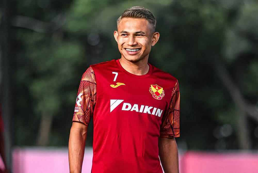 All parties are requested to give space and privacy to Selangor FC player, Faisal Halim (photo), to focus on his recovery process.