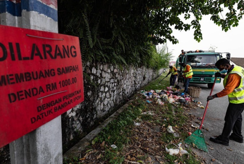 Ipoh council steps up fight against littering - Photo by Bernama