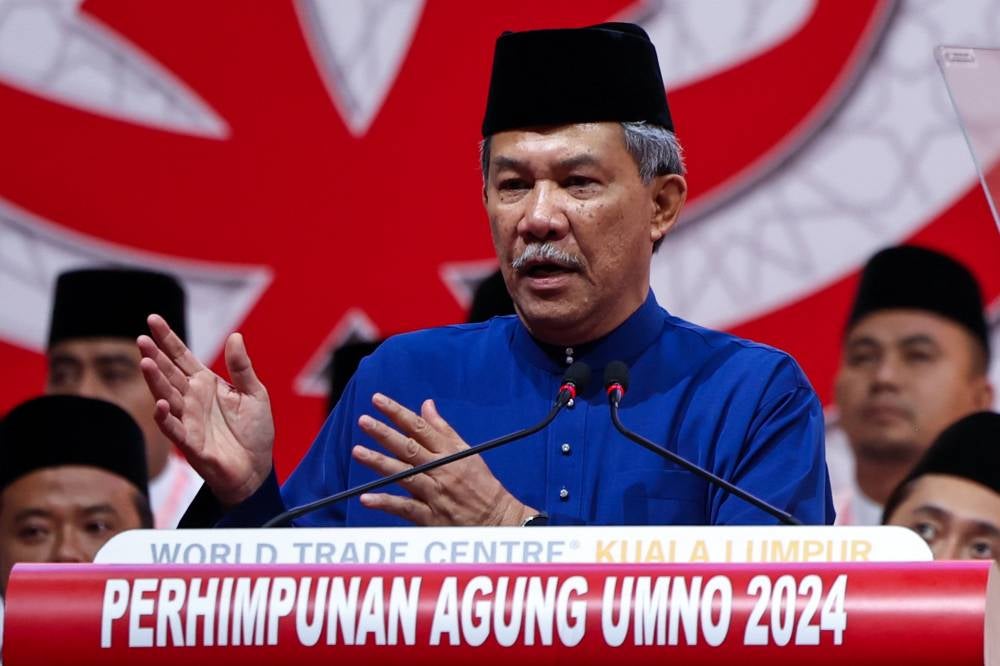 Mohamad said that the decision on the candidate is still under consideration and is not confined to past practices. - Photo Bernama