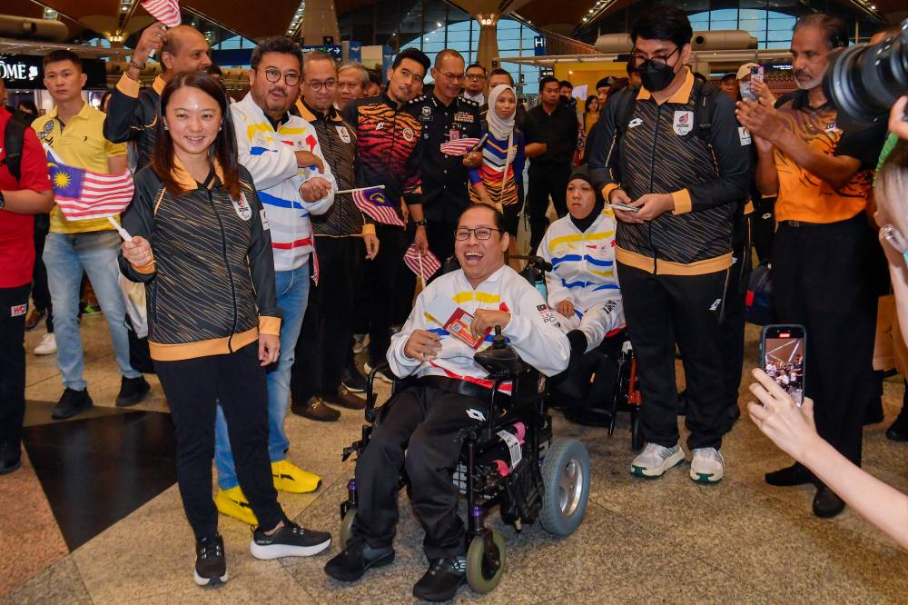 Hannah at the send-off ceremony for the national contingent at Kuala Lumpur International Airport (KLIA) Terminal 1 today. Photo by Bernama