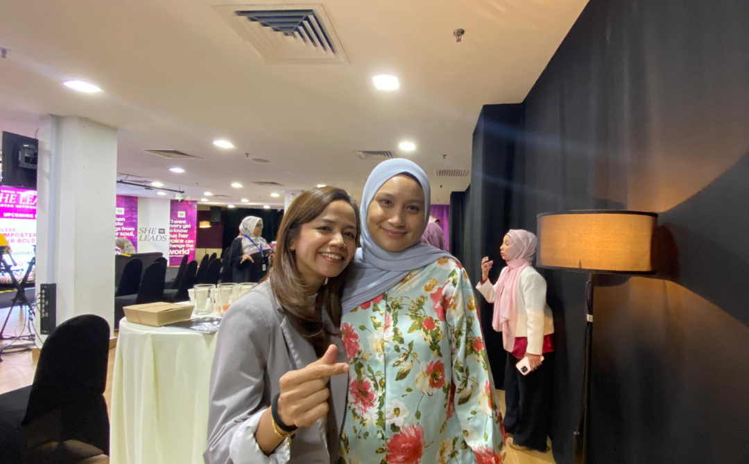  From right: Nadirah Yakub, Nurul Ain