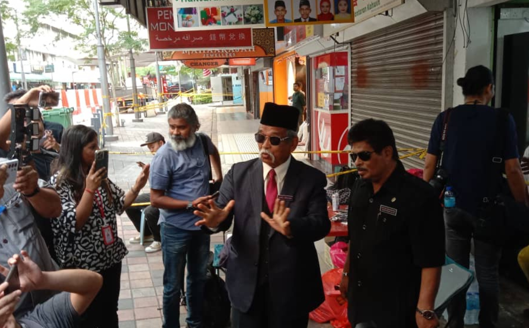 Ibrahim Mat Zain visited the sinkhole site near Jalan Masjid India on Wednesday, where an Indian national tragically went missing.